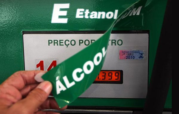Adio de 25% de etanol  gasolina - Quais os benefcios do aumento de etanol na gasolina?