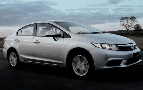 Honda Civic LXS 2015 - Preo do modelo parte de R$ 65.890