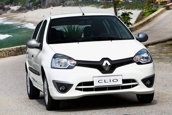 Renault Clio 2014 chega por R$ 23.990 - Nova verso ganha indicador de troca de marcha