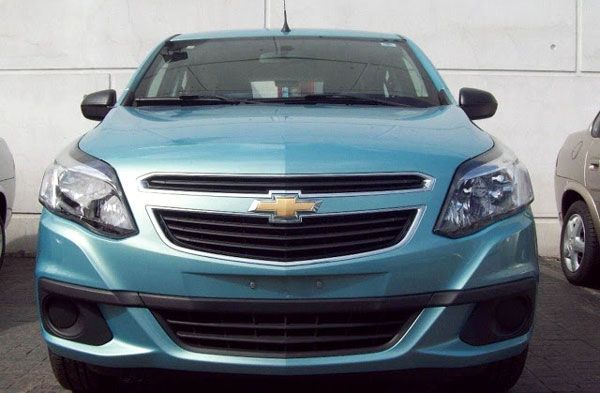 Chevrolet Agile 2014 ganha design renovado