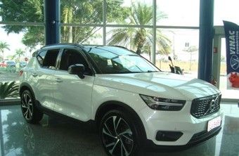 Volvo XC 40 2.0 16V 4P T5 TURBO R-DESIGN AWD GEARTRONIC AUTOM Gasolina 2020